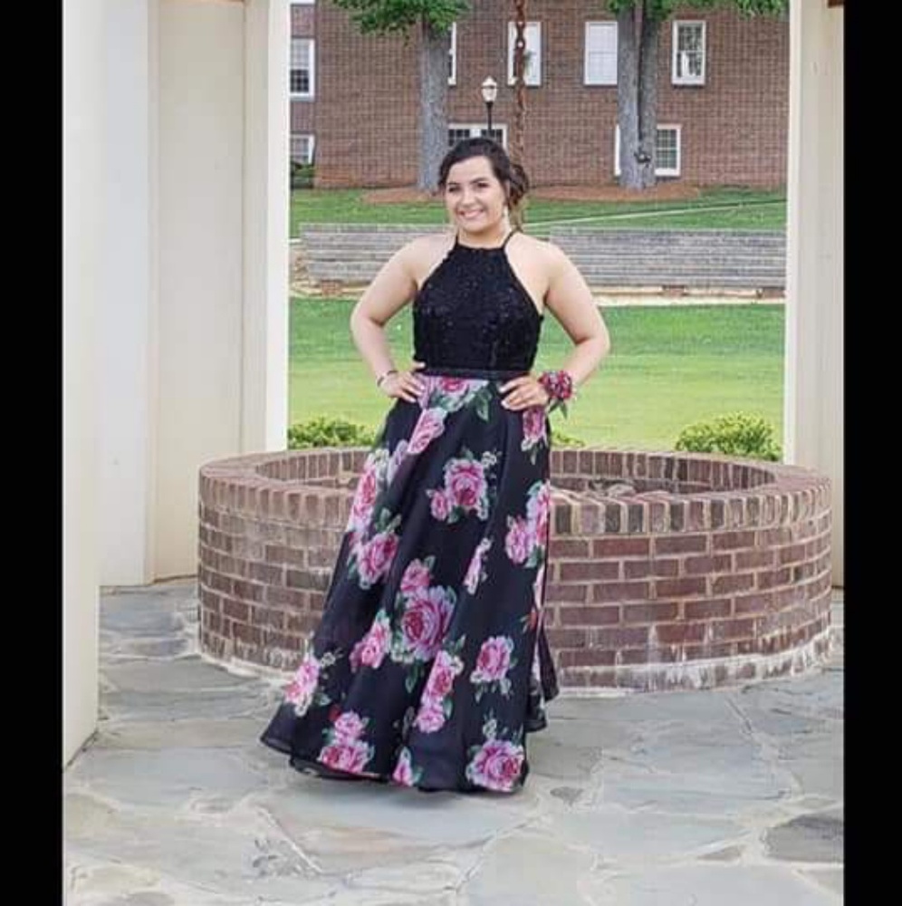 Prom/Pageant Dress - Picture 4 of 4